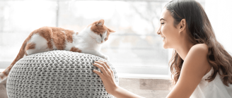 Femme avec son chat